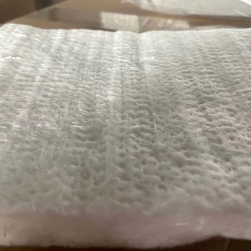 Tapis aiguilleté ignifuge à haute teneur en silice, isolation thermique de haute qualité